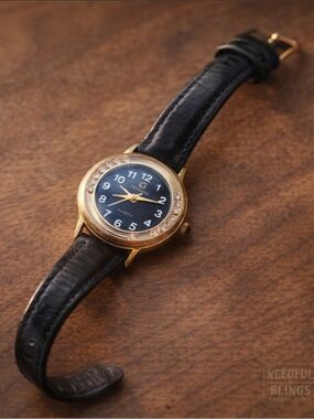 Giordano Quartz Petite Wristwatch Dark Blue Dial Gold Tone Bezel